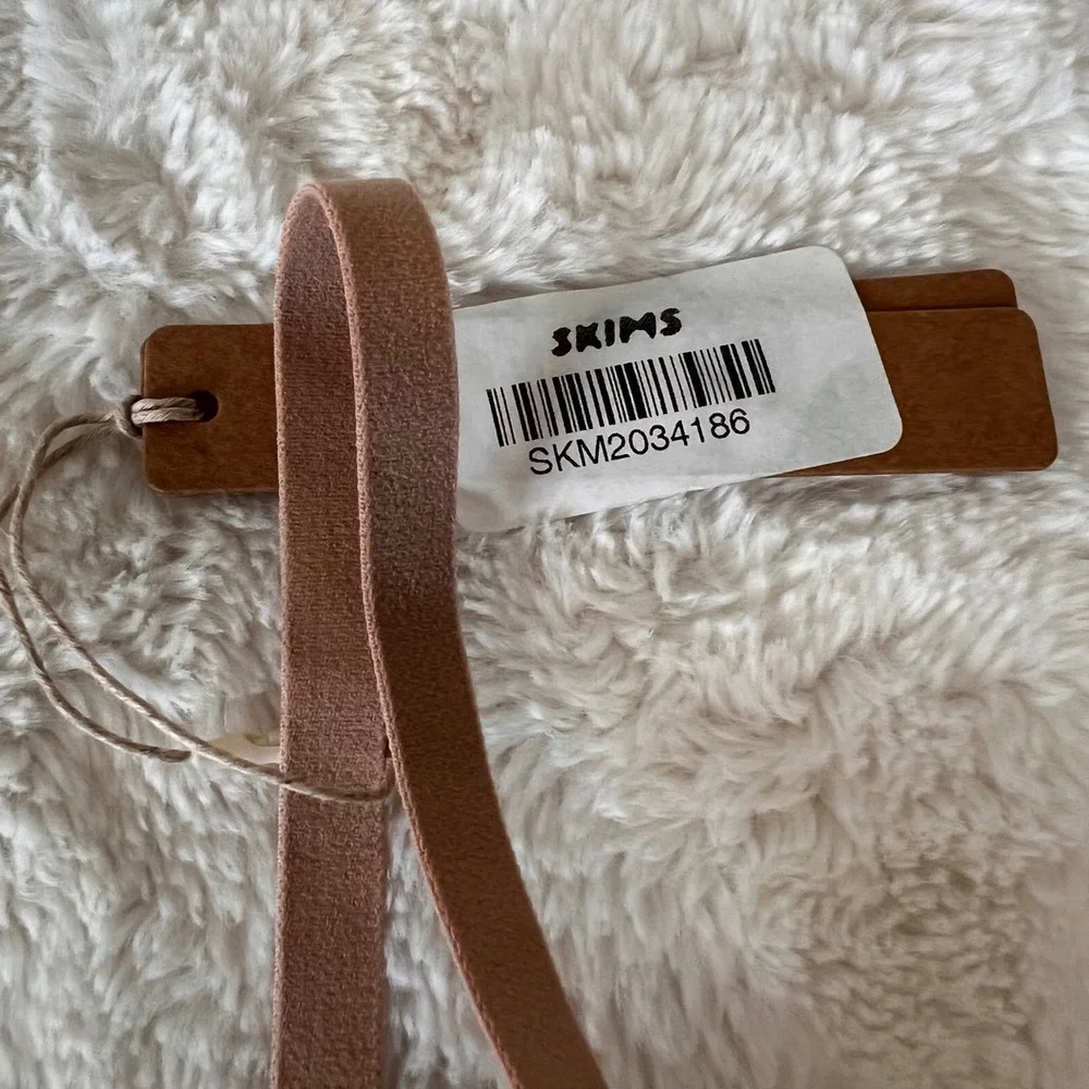 SKIMS ‎ Women's 34C Strapless Multiway Underwire Bra Nude Smooth Seamless NWT